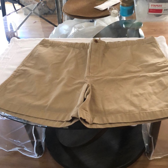 Nautica - Picture 1 of 5